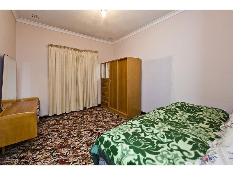 4 Dumfries Road, Floreat WA 6014