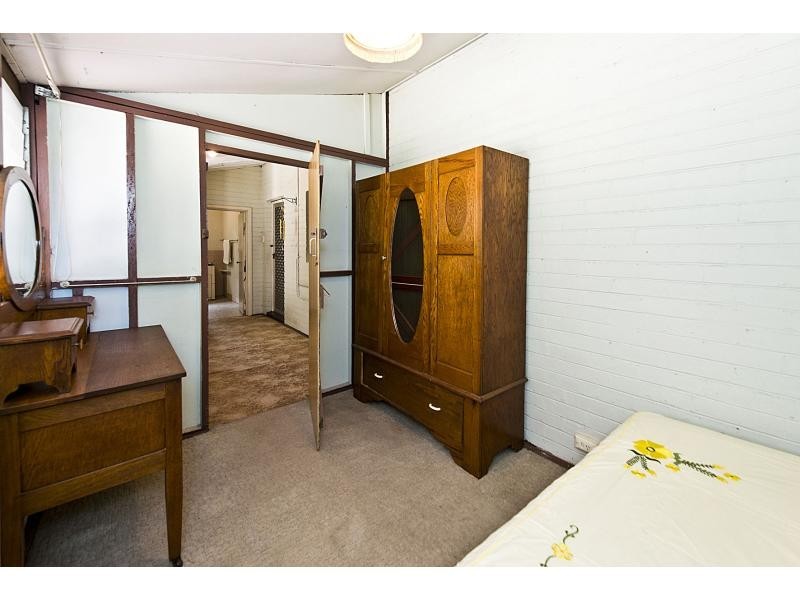 4 Dumfries Road, Floreat WA 6014