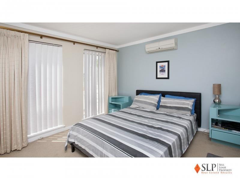 6 Willmott Drive, Cooloongup WA 6168