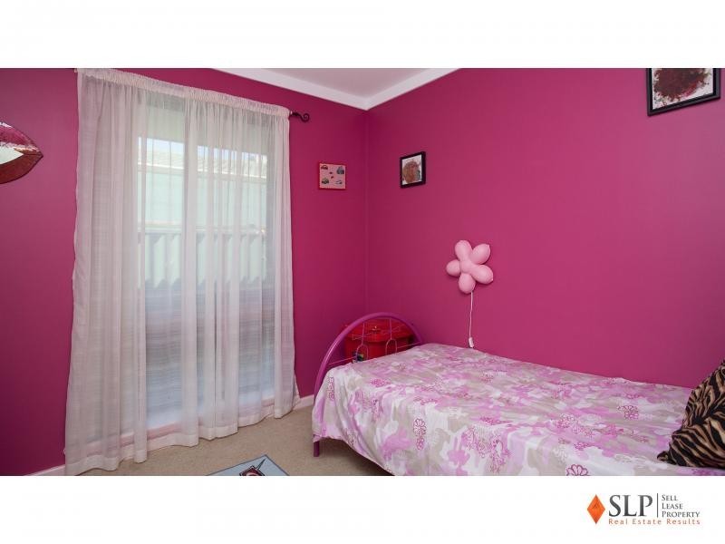 6 Willmott Drive, Cooloongup WA 6168