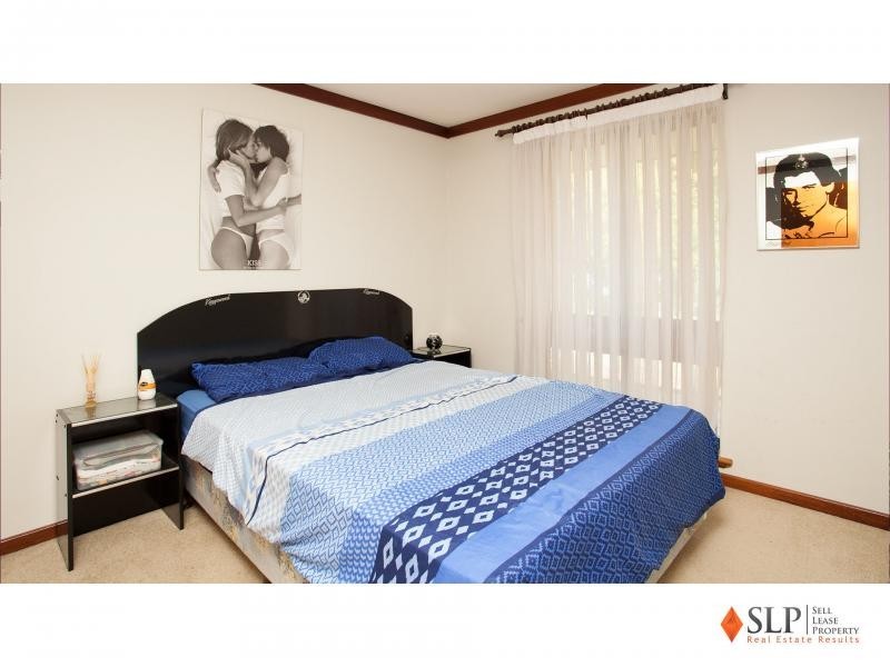 6 Willmott Drive, Cooloongup WA 6168