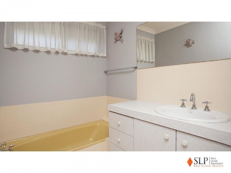 6 Willmott Drive, Cooloongup WA 6168