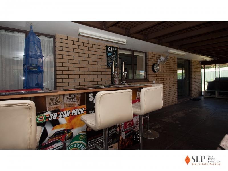 6 Willmott Drive, Cooloongup WA 6168