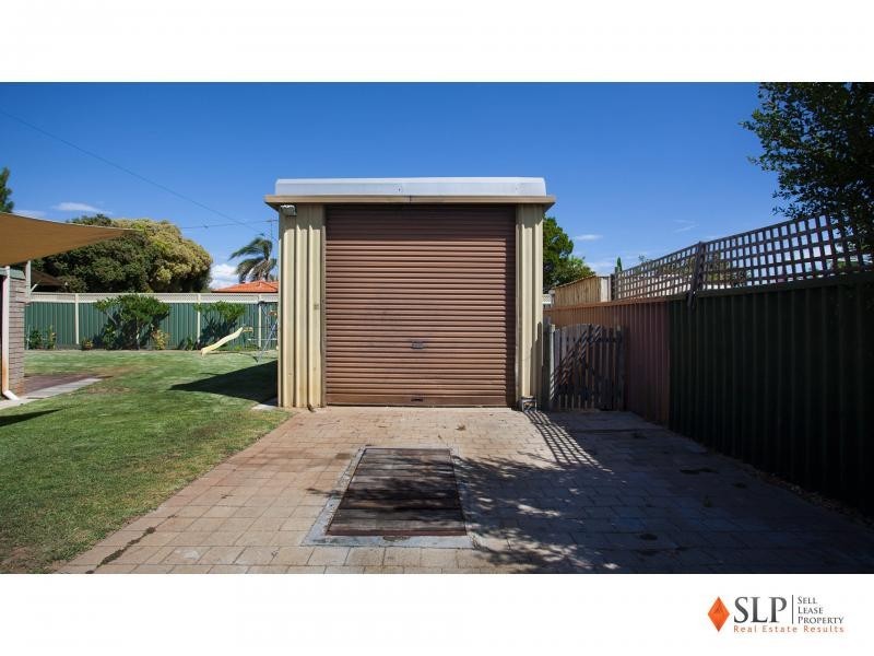 6 Willmott Drive, Cooloongup WA 6168