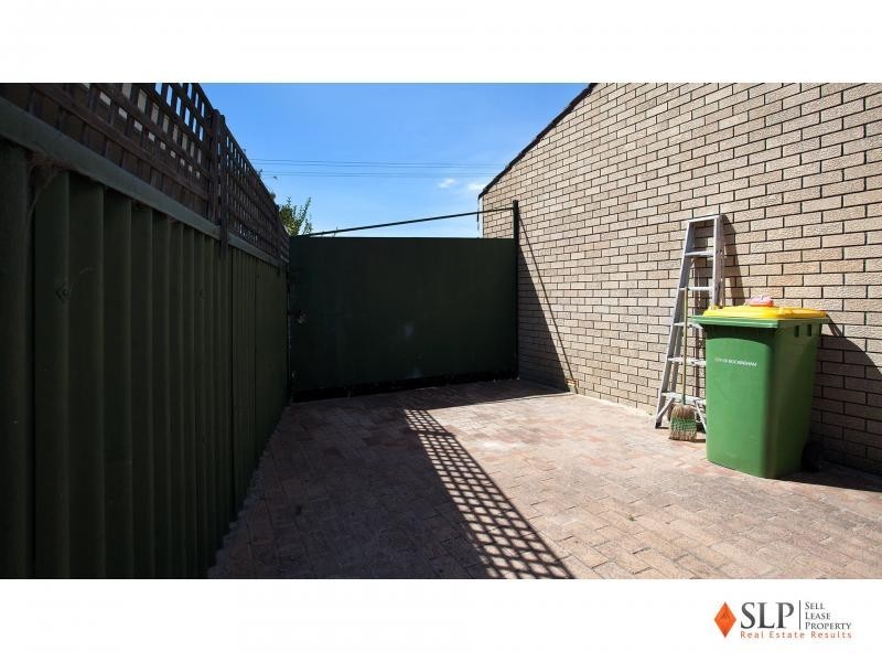 6 Willmott Drive, Cooloongup WA 6168