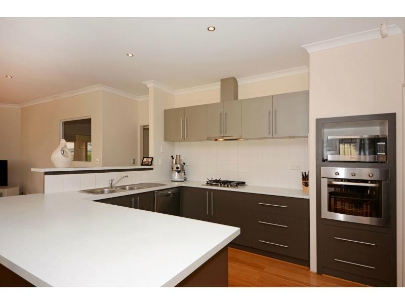 10 Dulles Way, Clarkson WA 6030