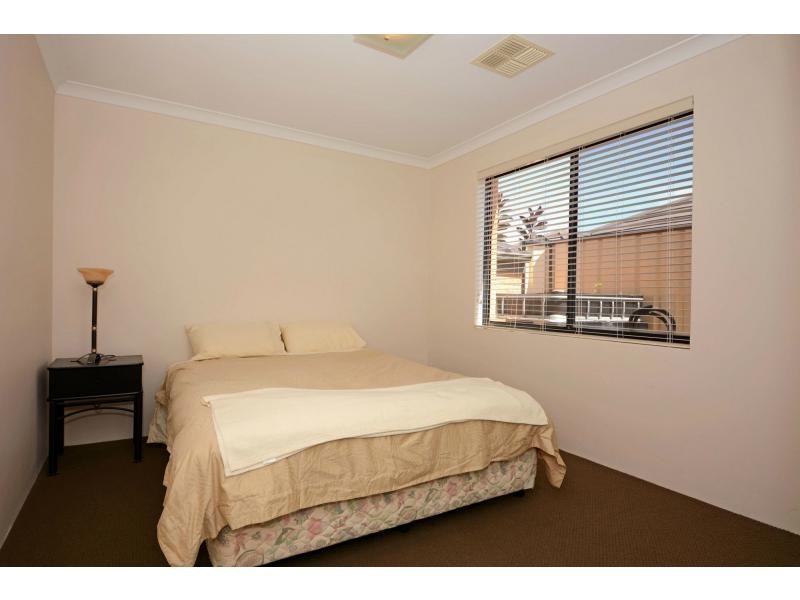 10 Dulles Way, Clarkson WA 6030