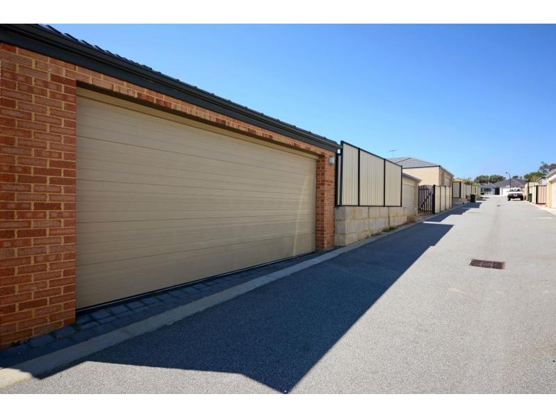 10 Dulles Way, Clarkson WA 6030