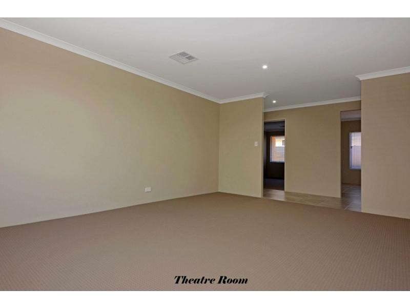 18 Kendari Road, Clarkson WA 6030