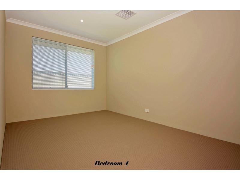 18 Kendari Road, Clarkson WA 6030