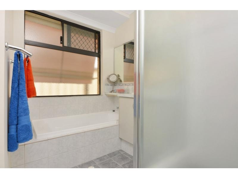 16 Hacienda Drive, Clarkson WA 6030