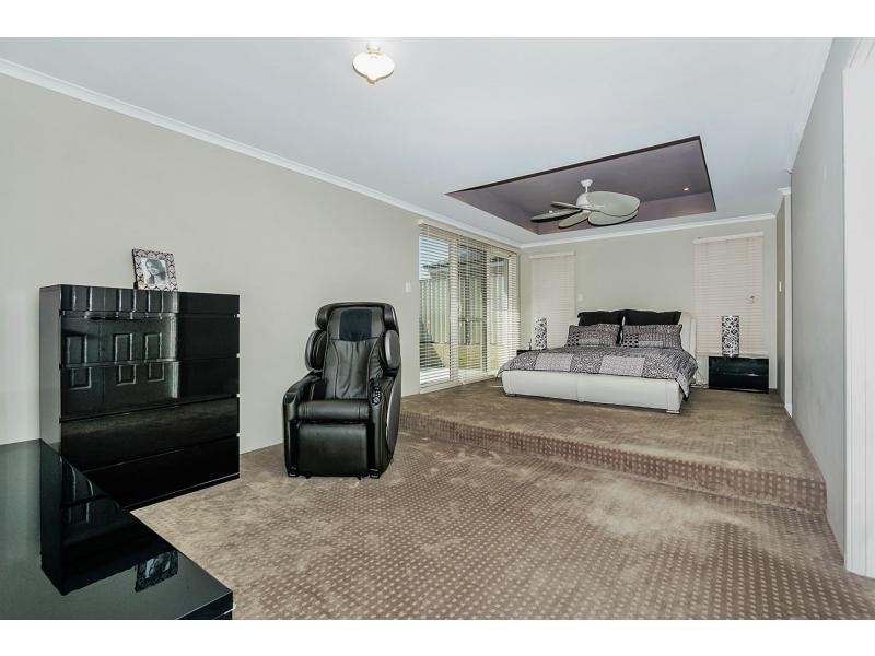 16 Armand Drive, Aubin Grove WA 6164