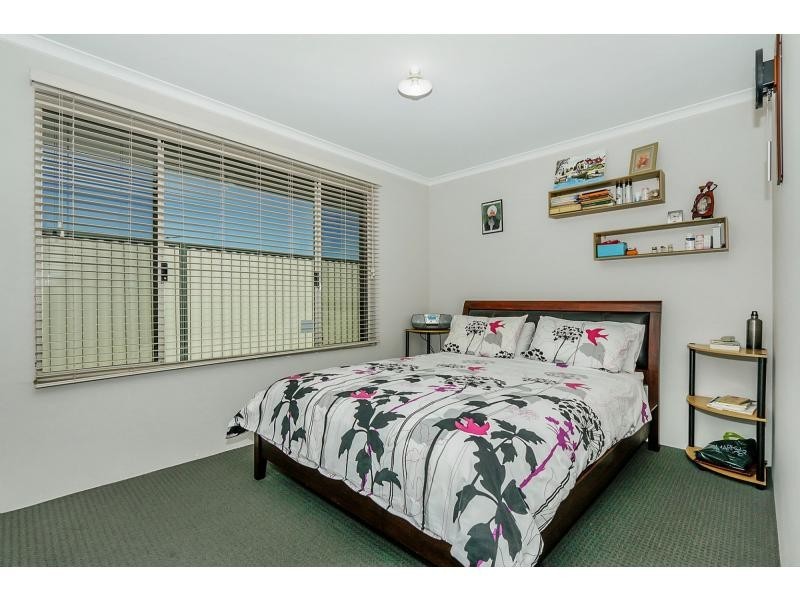 16 Armand Drive, Aubin Grove WA 6164