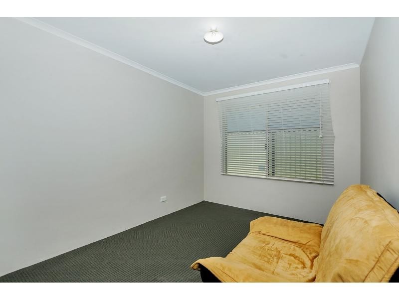 16 Armand Drive, Aubin Grove WA 6164