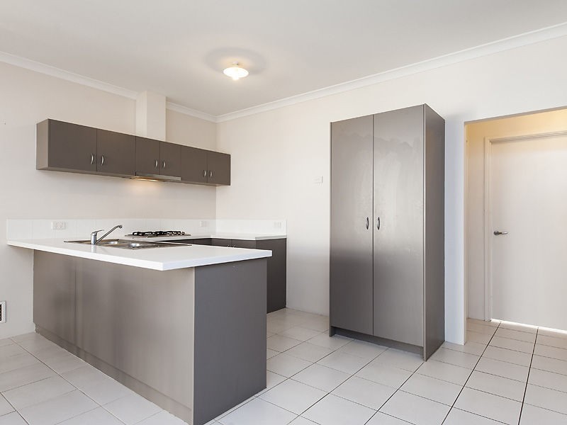 66B Amherst Road, Canning Vale WA 6155
