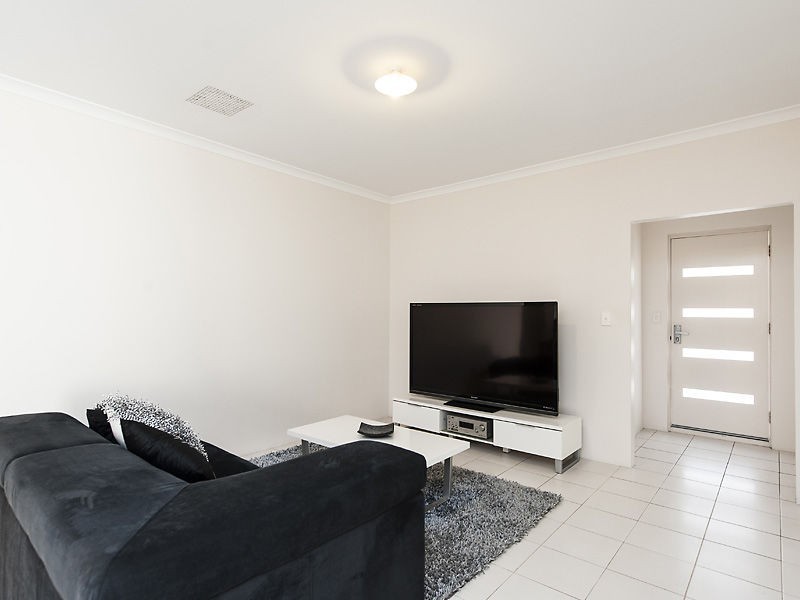 66B Amherst Road, Canning Vale WA 6155