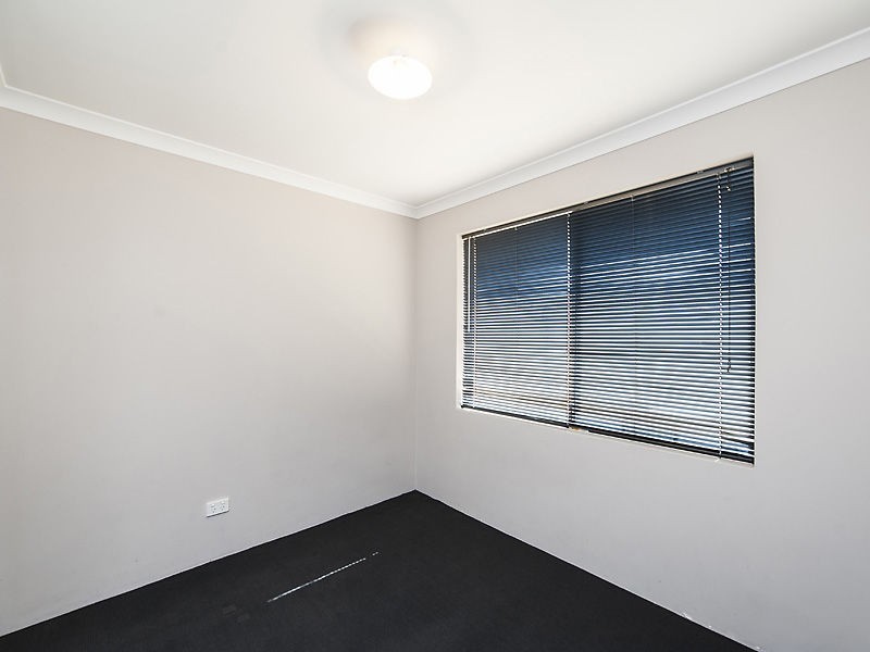 66B Amherst Road, Canning Vale WA 6155
