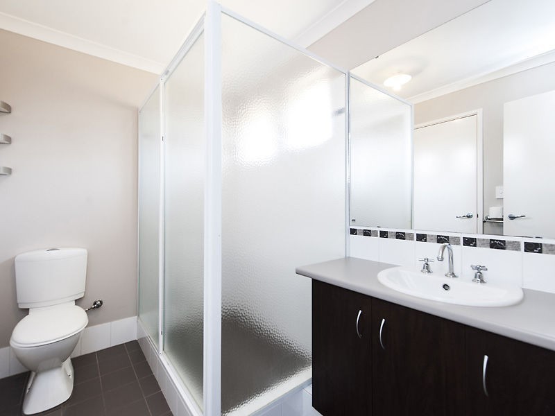 66B Amherst Road, Canning Vale WA 6155