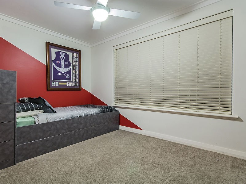 1 Harrison Street, Rockingham WA 6168