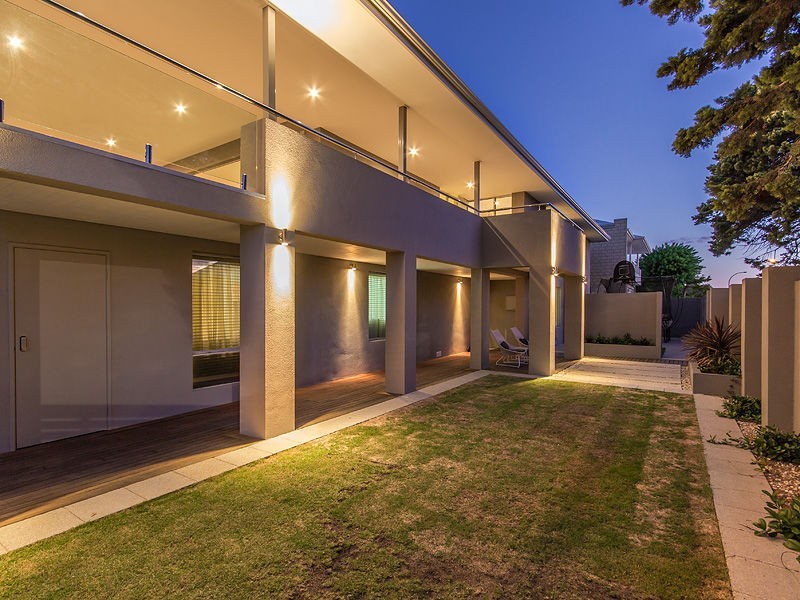 1 Harrison Street, Rockingham WA 6168