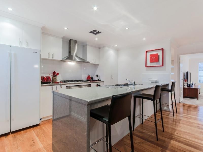 5 Dennis Retreat, Baldivis WA 6171