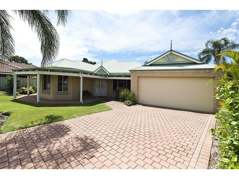 6 Feltbush Mews, Canning Vale WA 6155