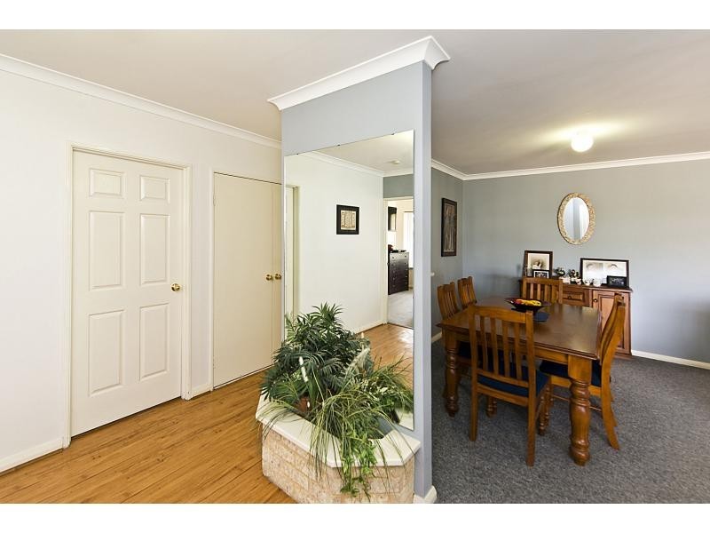 6 Feltbush Mews, Canning Vale WA 6155