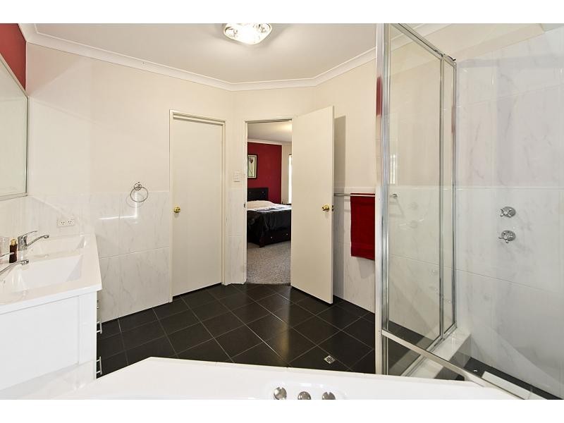 6 Feltbush Mews, Canning Vale WA 6155