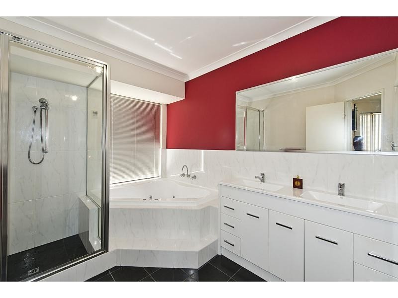 6 Feltbush Mews, Canning Vale WA 6155