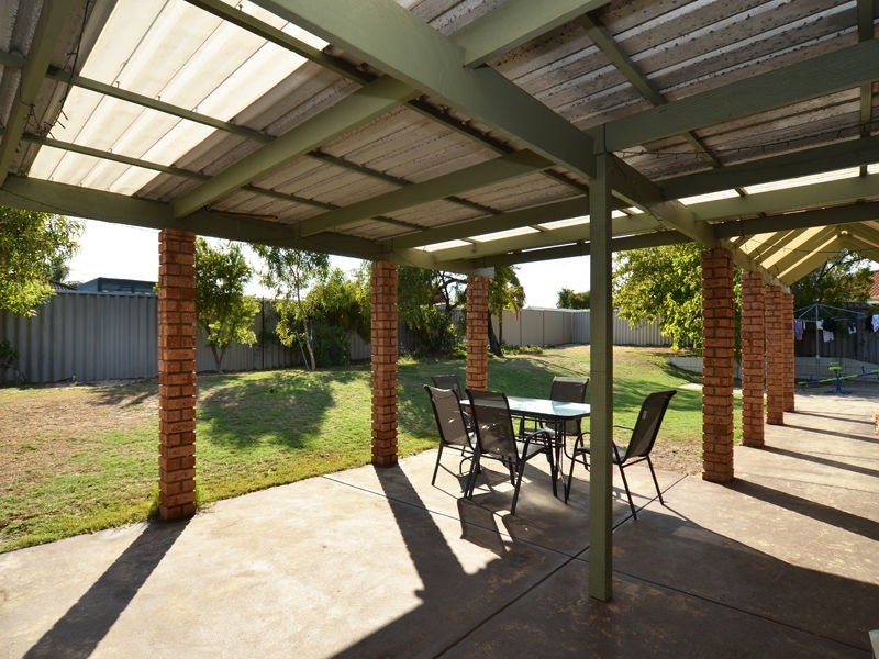 21 De Grey Court, Heathridge WA 6027