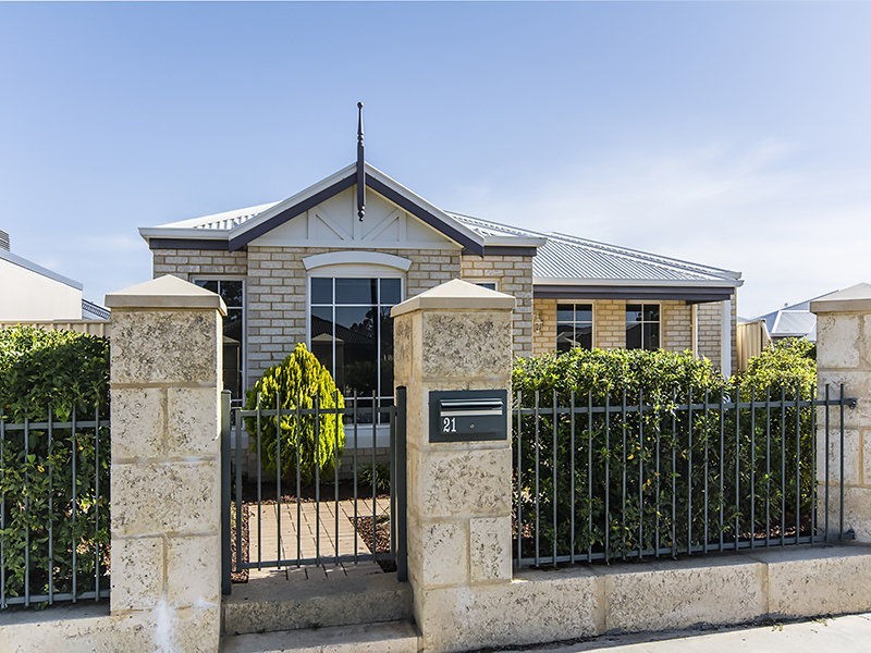 21 Frankenia Turn, Success WA 6164