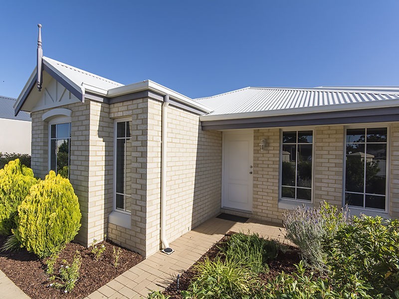 21 Frankenia Turn, Success WA 6164