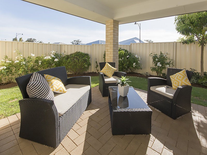 21 Frankenia Turn, Success WA 6164