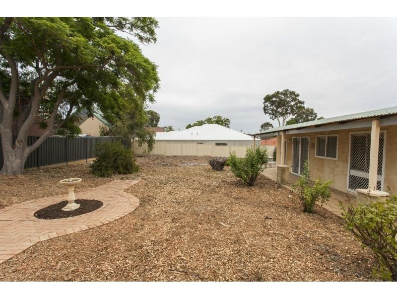 83 Lamond Street, Alfred Cove WA 6154