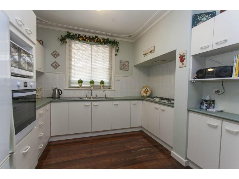 83 Lamond Street, Alfred Cove WA 6154