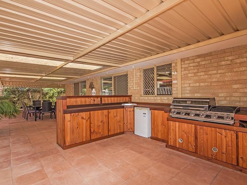 32 San Sebastian Boulevard, Port Kennedy WA 6172