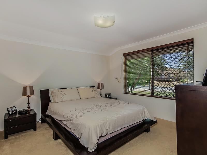 32 San Sebastian Boulevard, Port Kennedy WA 6172