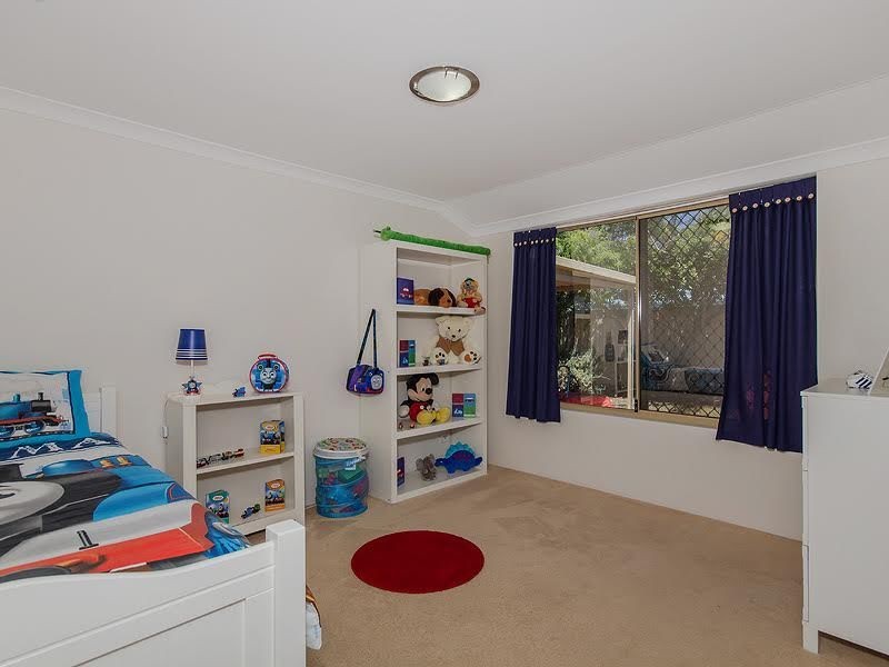 32 San Sebastian Boulevard, Port Kennedy WA 6172