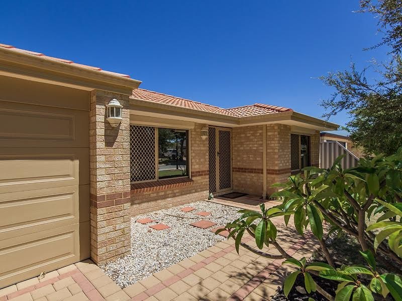 32 San Sebastian Boulevard, Port Kennedy WA 6172