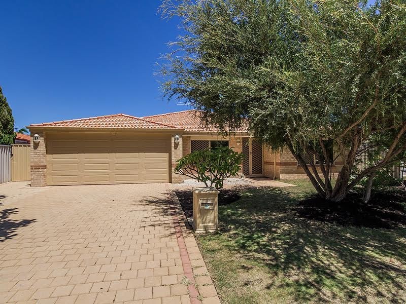 32 San Sebastian Boulevard, Port Kennedy WA 6172