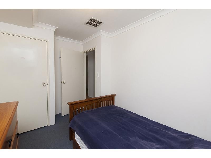 20 Walmer Place, Orelia WA 6167