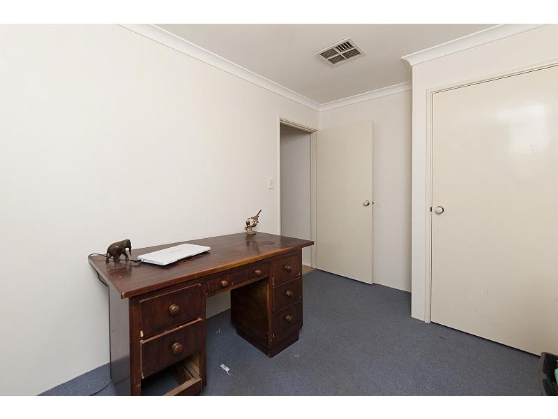 20 Walmer Place, Orelia WA 6167