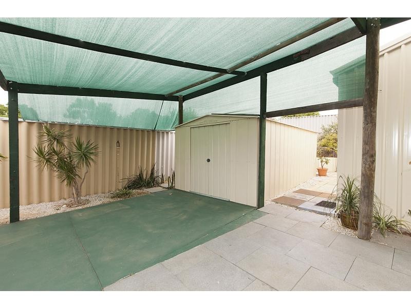20 Walmer Place, Orelia WA 6167