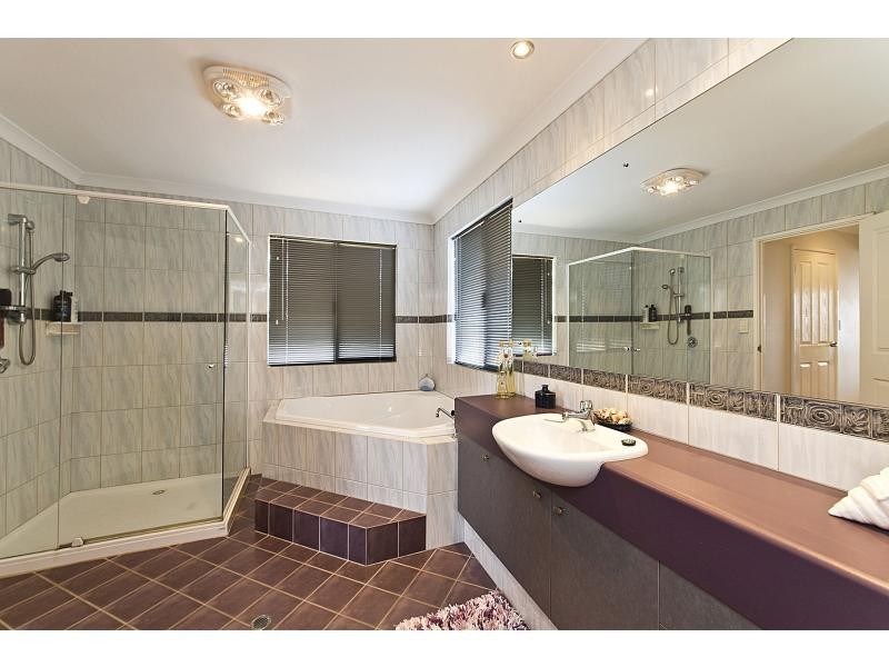 22 Endeavour Circle, Wannanup WA 6210
