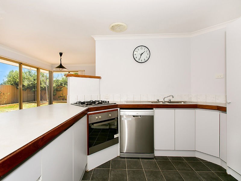 5 Greygum Rise, Kenwick WA 6107