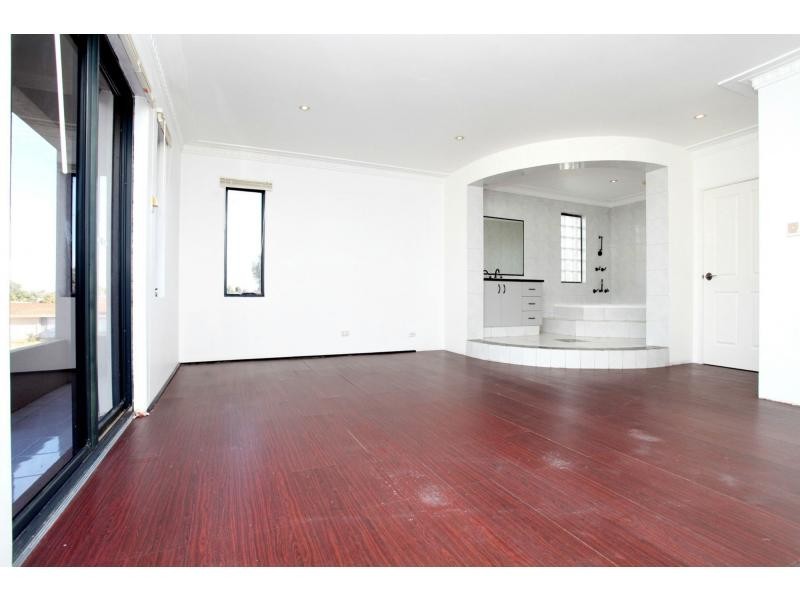 3 Jacka Close, Marangaroo WA 6064