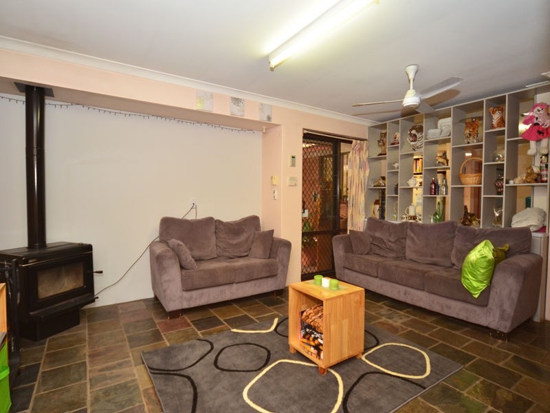 17 Tanager Trail, Ballajura WA 6066