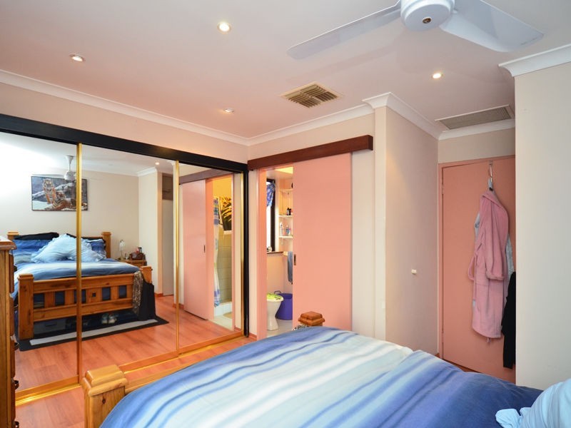 17 Tanager Trail, Ballajura WA 6066