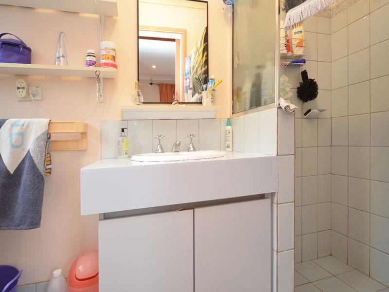 17 Tanager Trail, Ballajura WA 6066