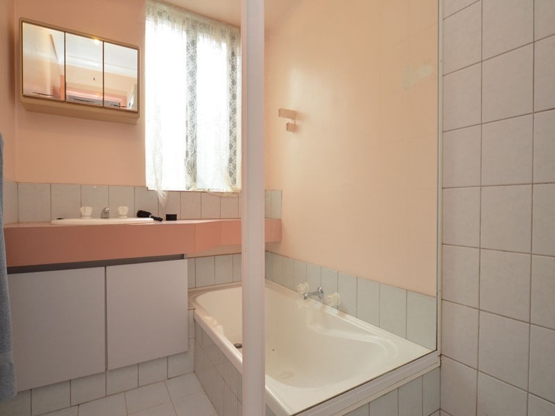 17 Tanager Trail, Ballajura WA 6066